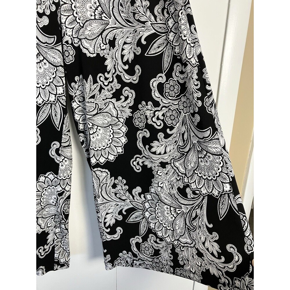 Susan Graver Floral Liquid Knit Cropped Wide Leg Pants In Black Size XS - Picture 6 of 7